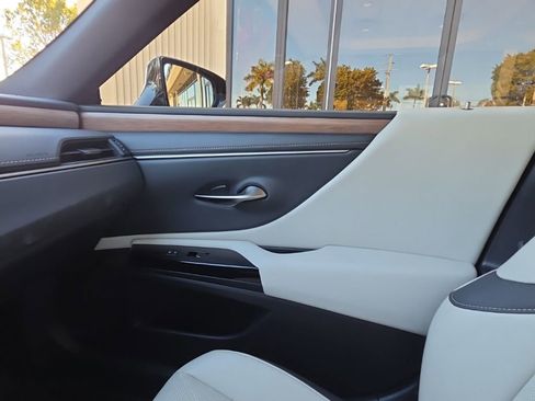 Used 2024 Lexus ES 350 350 Luxury image 23