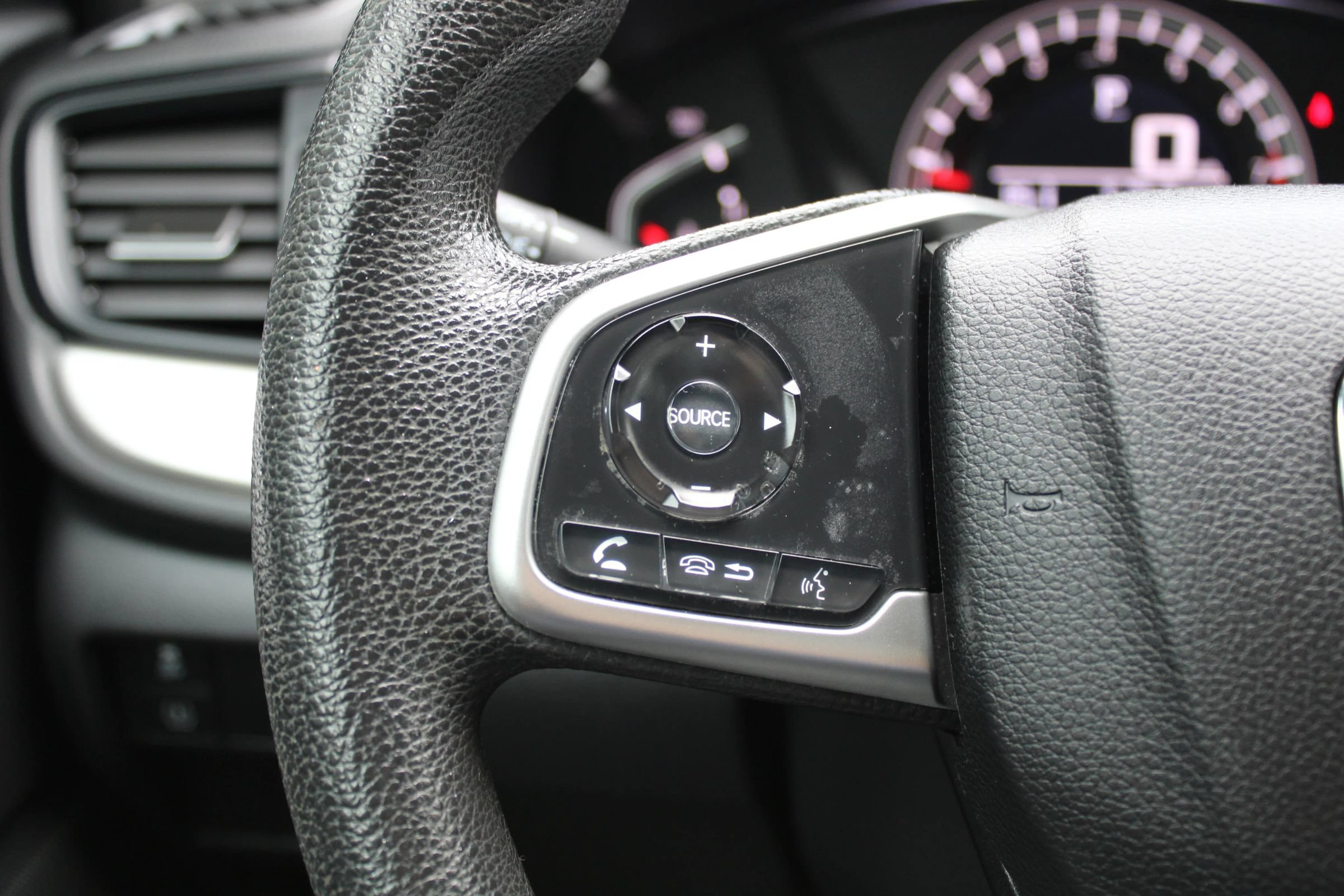 Used 2019 Honda CR-V LX image 10