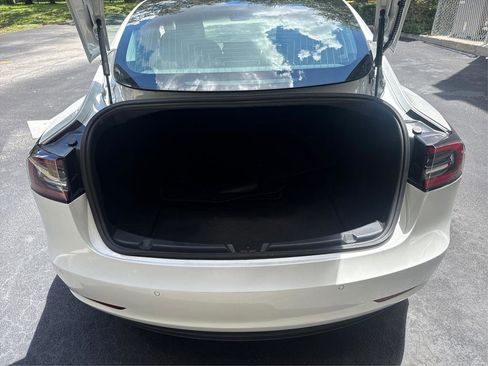 Used 2020 Tesla Model 3 Standard Range Plus image 13