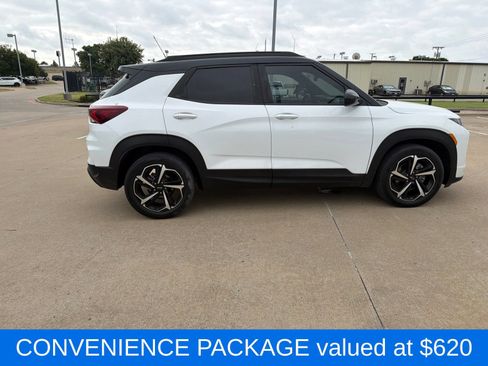Used 2021 Chevrolet TrailBlazer RS w/ Sun and Liftgate Package FWD image 6