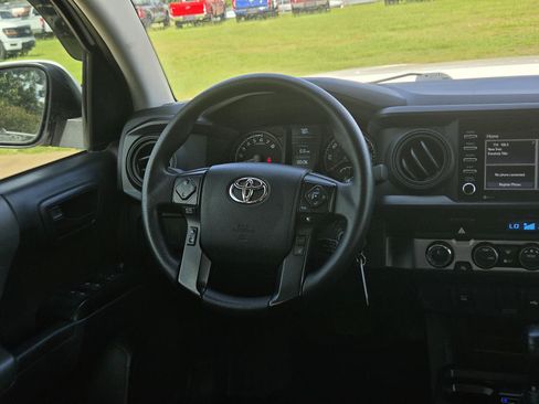 Used 2023 Toyota Tacoma SR AWD/4WD image 13