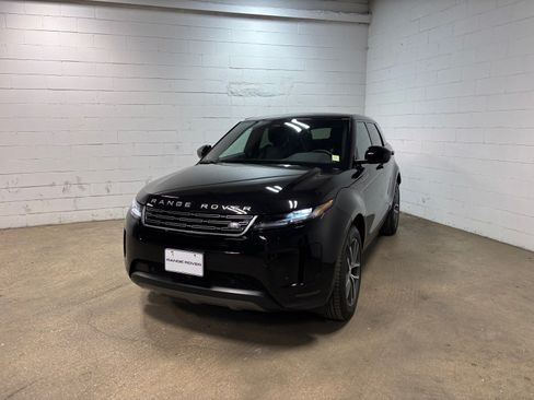 Used 2026 Land Rover Range Rover Evoque S AWD/4WD image 2