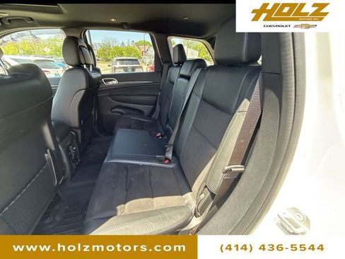 Used 2022 Jeep Grand Cherokee Laredo X AWD/4WD image 26