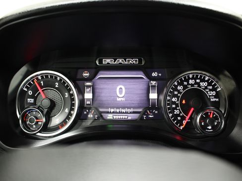 Used 2020 RAM 1500 Big Horn image 16