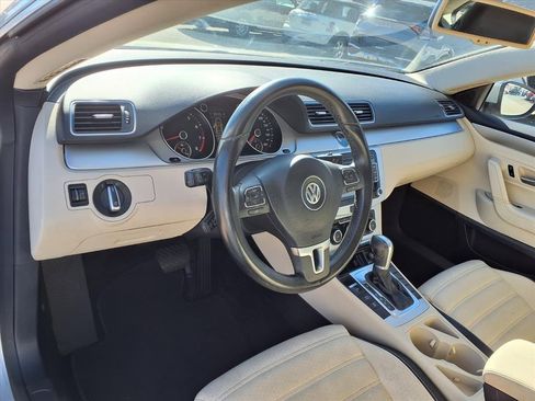 Used 2012 Volkswagen CC Sport image 11