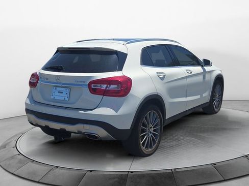 Used 2018 Mercedes-Benz GLA 250 4MATIC image 5