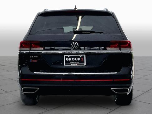 Used 2023 Volkswagen Atlas SE FWD image 4