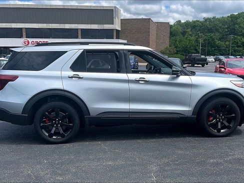 Used 2021 Ford Explorer ST w/ ST Street Pack AWD/4WD image 6