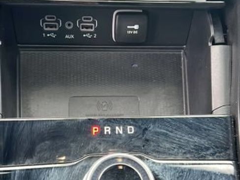 Used 2025 Jeep Grand Cherokee Laredo X w/ Luxury Tech Group I AWD/4WD image 26