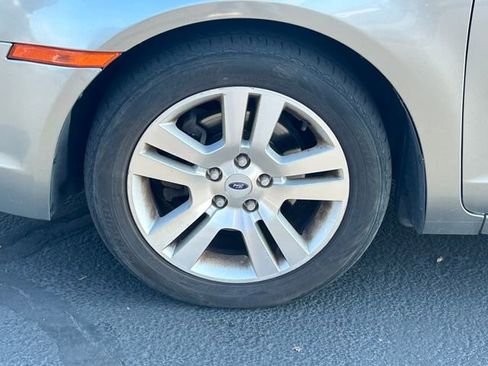 Used 2009 Ford Fusion SEL image 13
