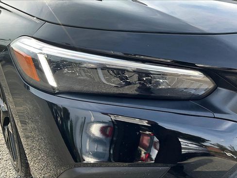 Certified 2023 Honda Civic Sport image 29
