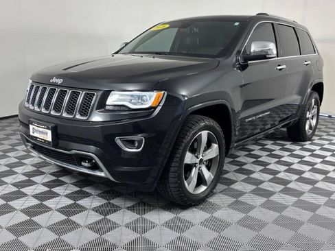 Used 2016 Jeep Grand Cherokee Overland AWD/4WD image 2
