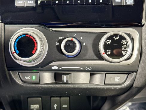 Used 2017 Honda Fit LX image 17