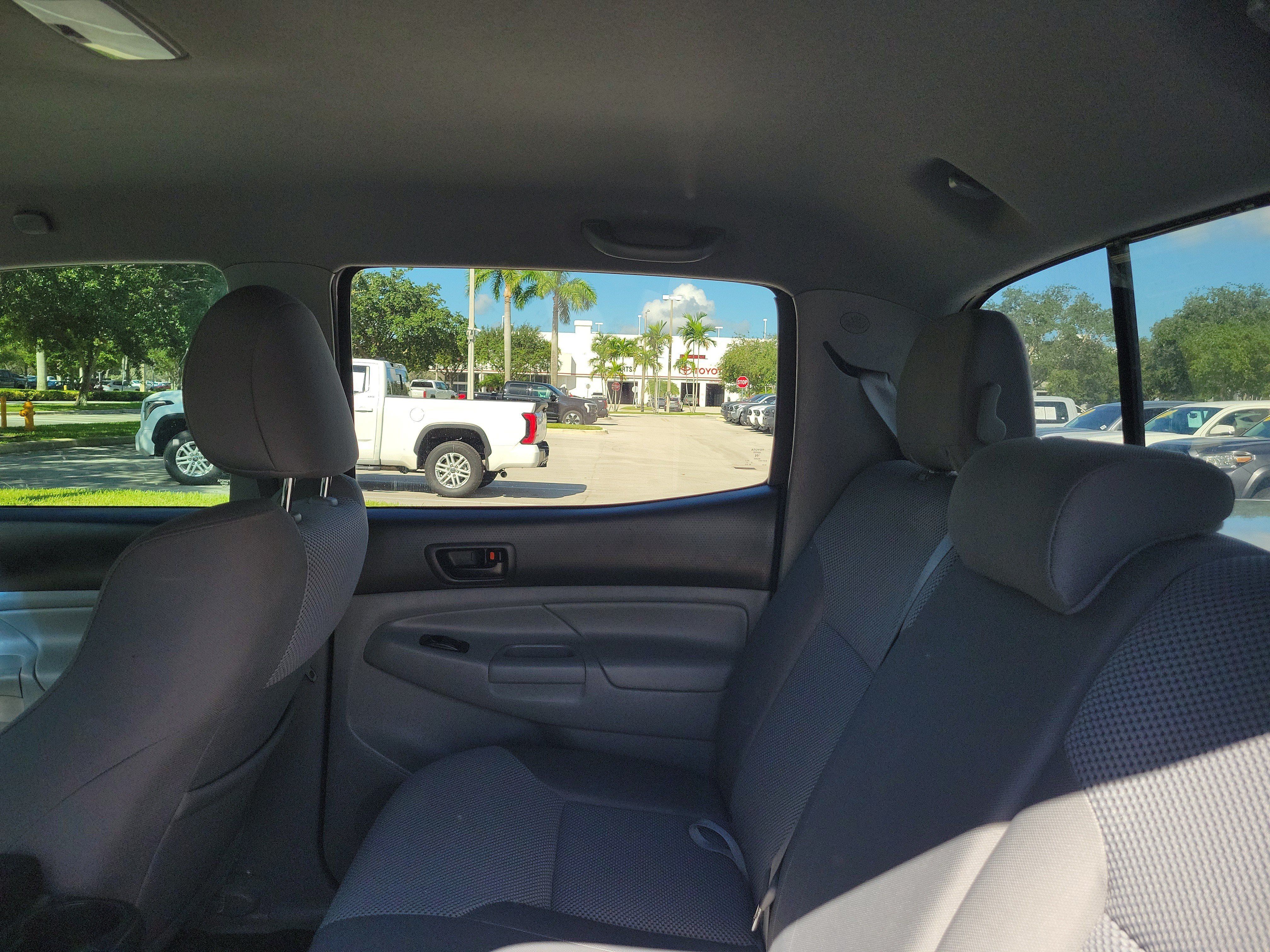 Used 2012 Toyota Tacoma PreRunner w/ TRD Sport Pkg RWD image 14
