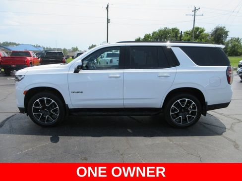 Used 2021 Chevrolet Tahoe RST w/ Luxury Package AWD/4WD image 12