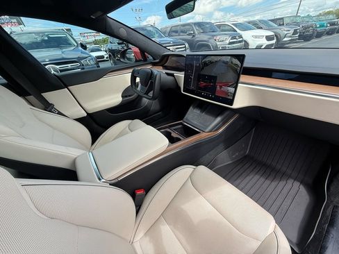 Used 2021 Tesla Model S Plaid AWD/4WD image 25