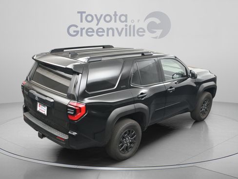 Used 2025 Toyota 4Runner SR5 AWD/4WD image 14