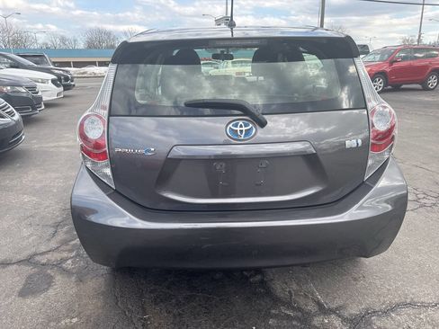 Used 2014 Toyota Prius C Two image 11