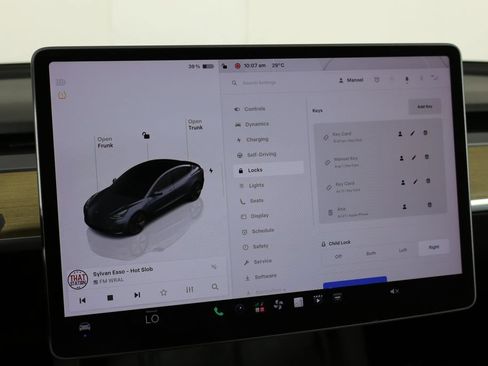 Used 2023 Tesla Model 3 Standard Range RWD image 32