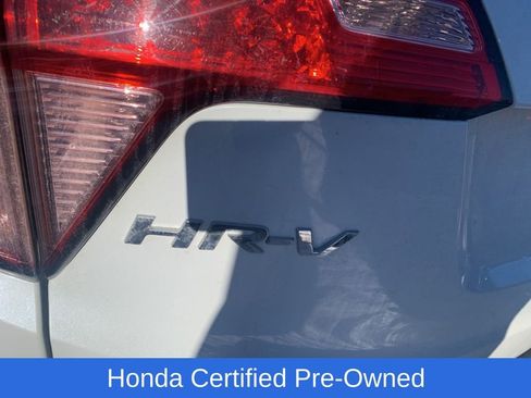 Certified 2018 Honda HR-V LX image 9