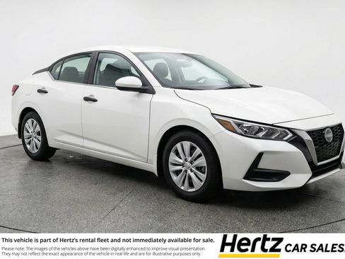 Used 2025 Nissan Sentra S image 1