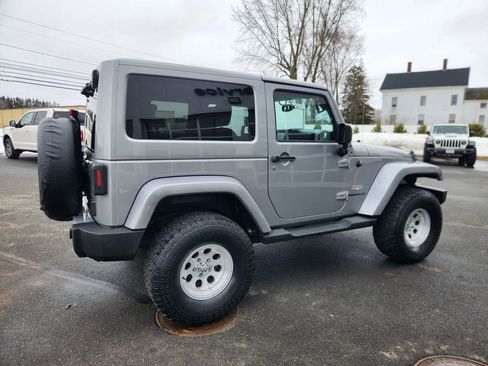 Used 2013 Jeep Wrangler Sahara w/ Dual Top Group image 16