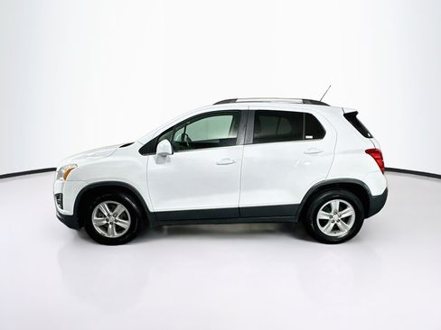 Used 2016 Chevrolet Trax LT FWD image 4