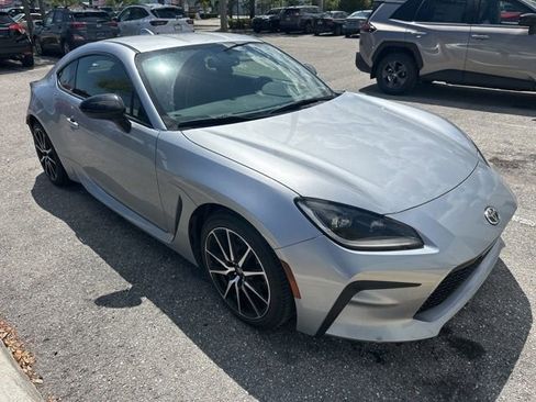 Certified 2022 Toyota GR86 image 7