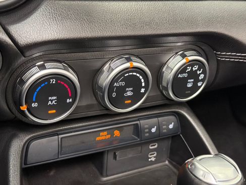 Certified 2025 MAZDA MX-5 Miata Grand Touring w/ Weather Package RWD image 26