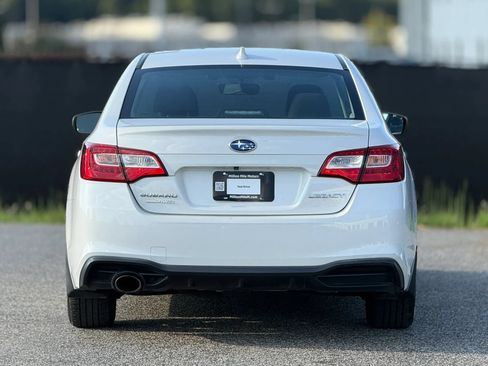 Used 2019 Subaru Legacy 2.5i Premium AWD/4WD image 4