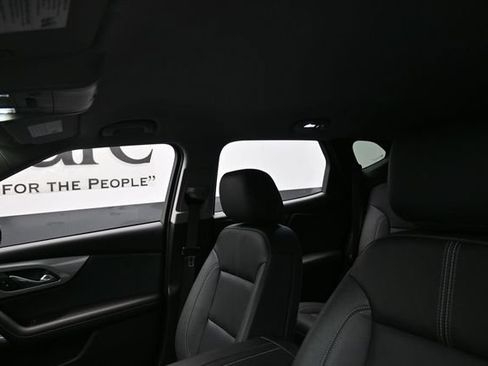 Used 2024 Chevrolet Blazer LT w/ Sound & Technology Package FWD image 18