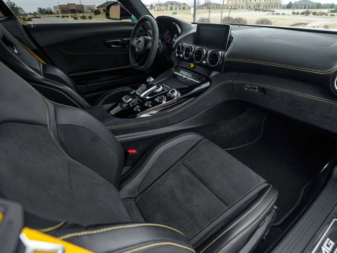 Used 2018 Mercedes-Benz AMG GT R image 52