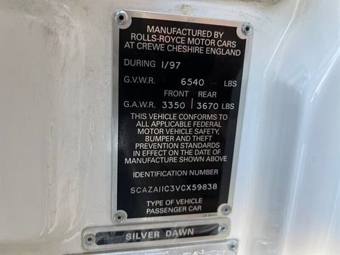 Used 1997 Rolls-Royce Silver Dawn image 24