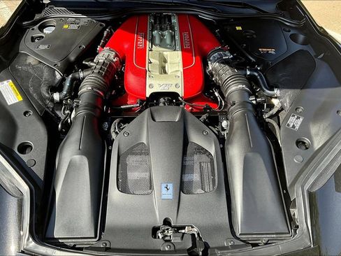 Used 2023 Ferrari 812 GTS RWD image 24