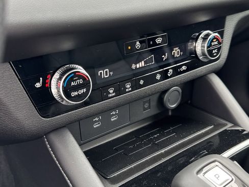 New 2026 Mitsubishi Outlander Trail Edition AWD/4WD image 18