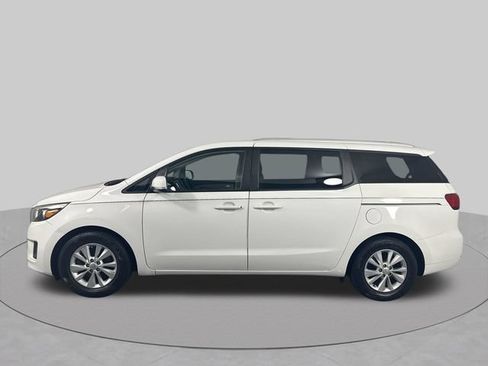 Used 2016 Kia Sedona LX w/ LX Convenience Package FWD image 29