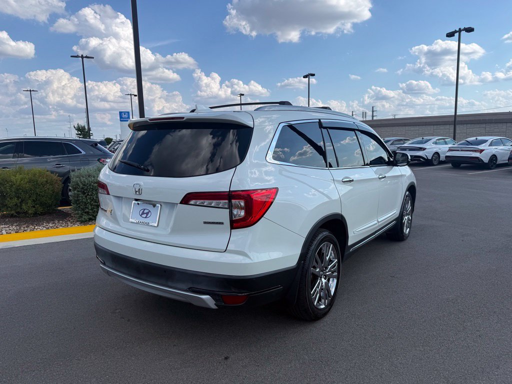 Used 2019 Honda Pilot Touring image 3