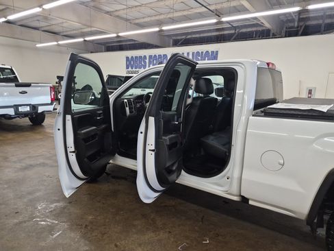 Used 2016 GMC Sierra 1500 SLE w/ SLE Value Package image 15