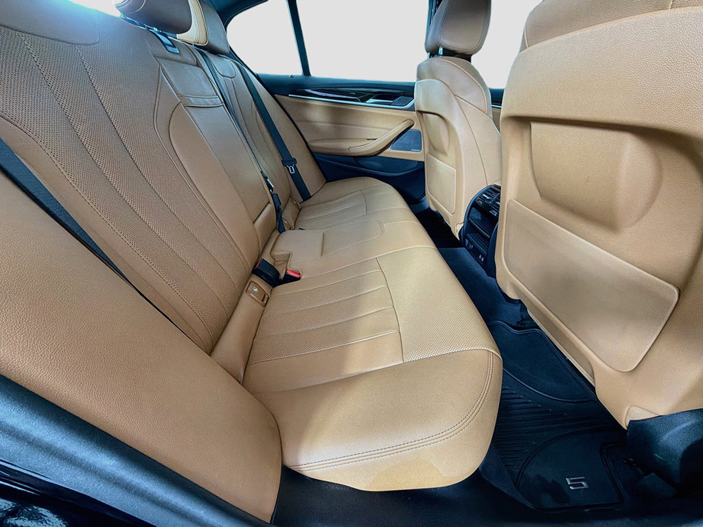 Used 2023 BMW 530i xDrive w/ M Sport Package AWD/4WD image 29