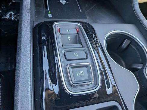 New 2025 Honda Pilot Touring image 16