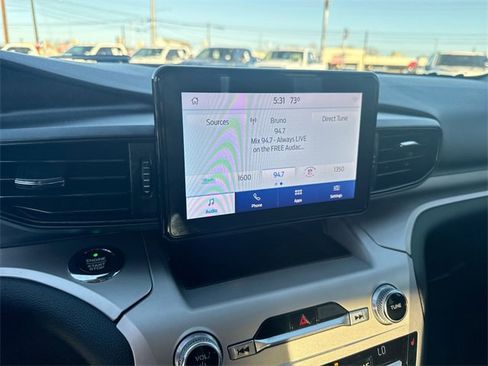 Used 2021 Ford Explorer XLT image 16