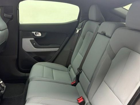 Used 2023 Polestar Polestar 2 image 24