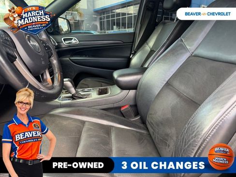 Used 2019 Jeep Grand Cherokee Laredo w/ Laredo X Package image 8