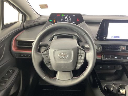 Used 2024 Toyota Prius Prime FWD image 12