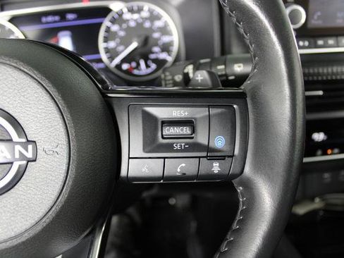 Certified 2023 Nissan Rogue SV w/ SV Premium B Package FWD image 27