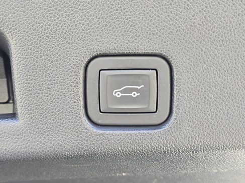 Used 2024 Chevrolet Traverse Z71 w/ LPO, Floor Liner Package image 14