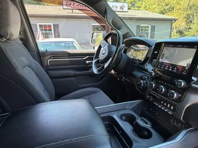 Used 2019 RAM 1500 Big Horn AWD/4WD image 3