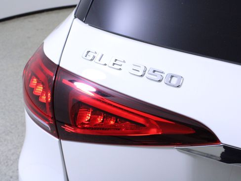 Used 2022 Mercedes-Benz GLE 350 image 9