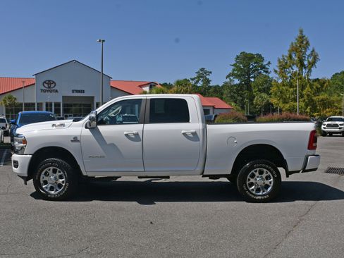Used 2024 RAM 2500 Laramie w/ Safety Group AWD/4WD image 2