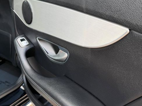 Used 2016 Mercedes-Benz C 300 4MATIC Sedan image 43